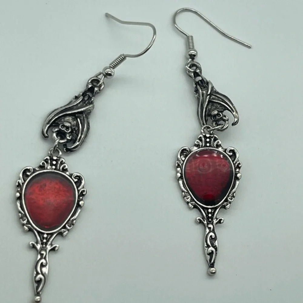 Mirror Mirror🪞Earrings - Picture 5 of 9